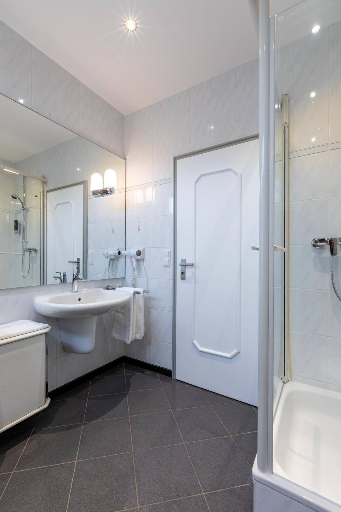 Hotel Wittekindsquelle Bad Oeynhausen Quarto foto